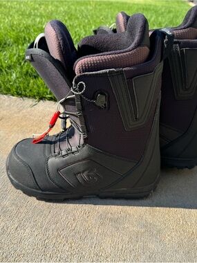 2017 burton moto snowboard boots Men's BOA Boots, Size 10, Black : Sports & Outdoors Standing out from hordes of other premium boots Burton Moto 21 - Yahoo